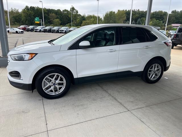 2022 ford edge sel