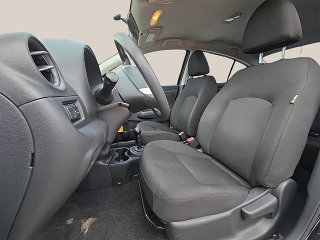 2019 nissan versa 1.6 s+