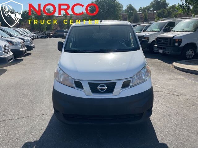 2015 nissan nv s