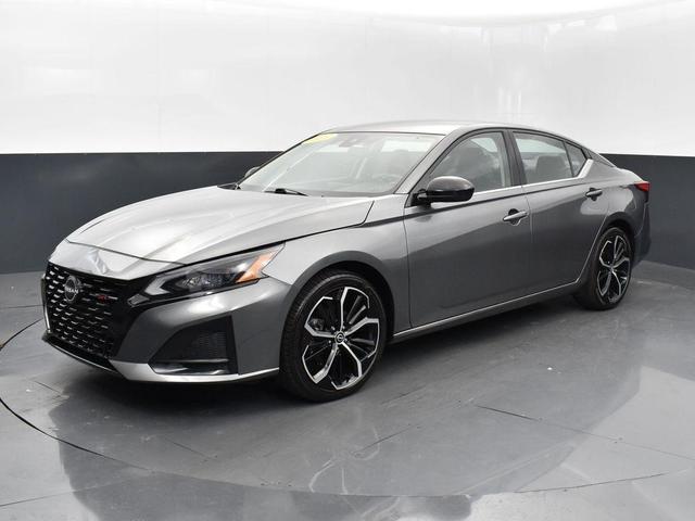 2023 nissan altima 2.5 sr