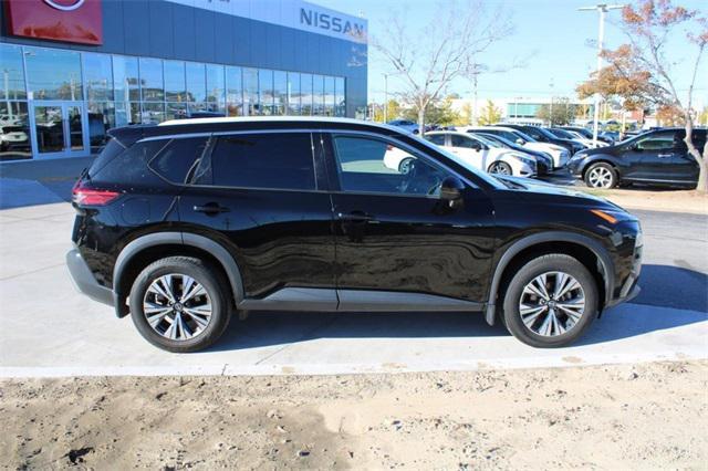 2021 nissan rogue sv