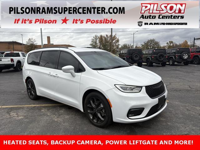 2022 chrysler pacifica touring l