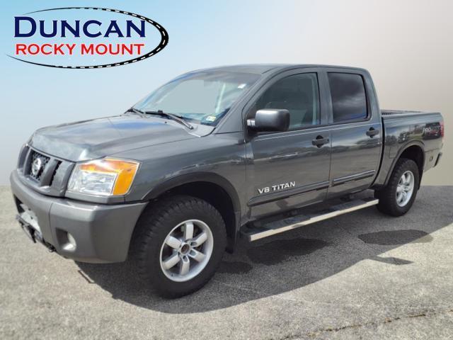 2011 nissan titan pro-4x