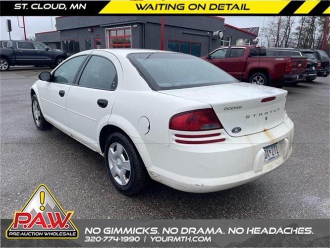 2004 dodge stratus in saint cloud, minnesota