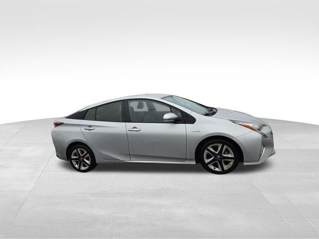 2017 toyota prius four