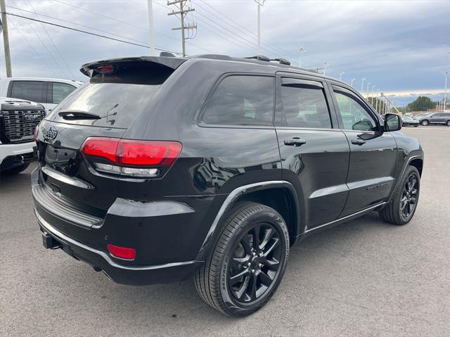 2021 jeep grand cherokee laredo