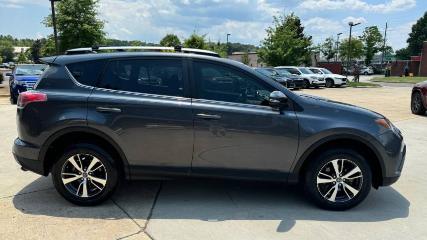 2018 toyota rav4 xle