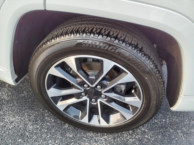2022 jeep grand cherokee overland