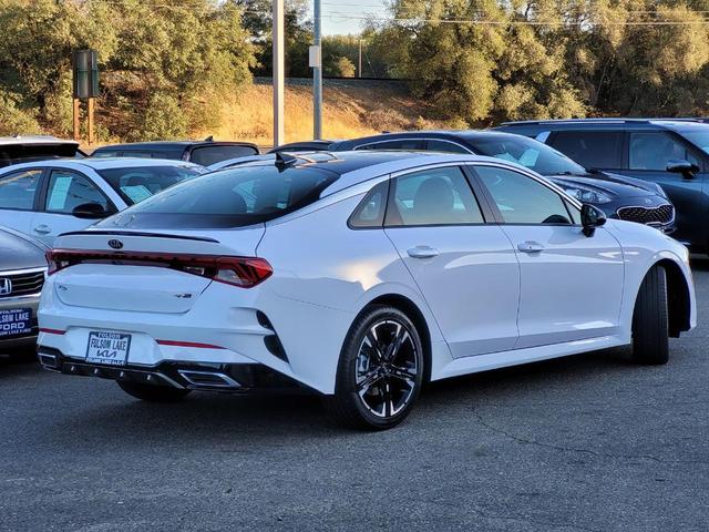 2021 kia k5 gt-line