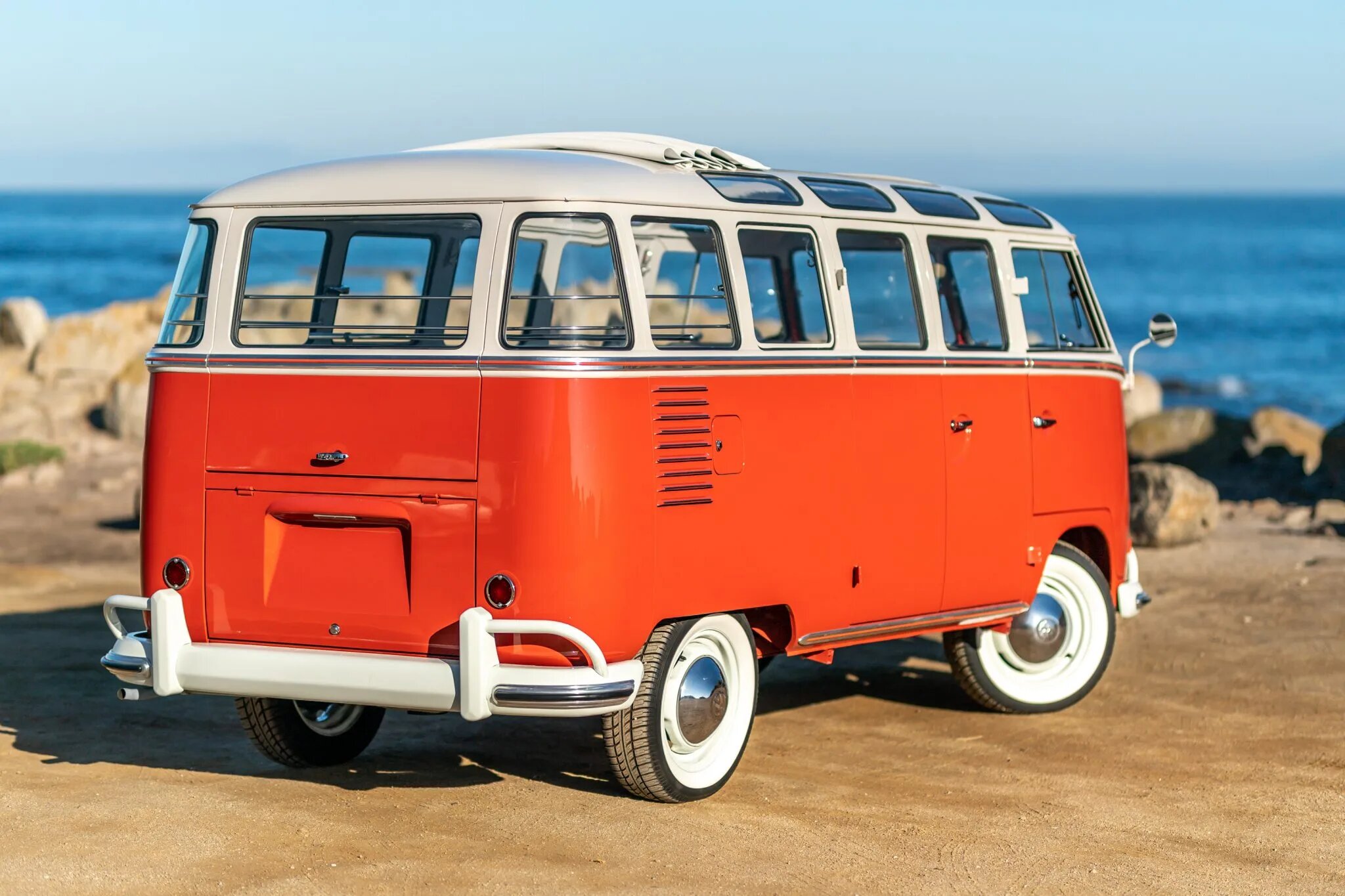 volkswagen type 2 deluxe