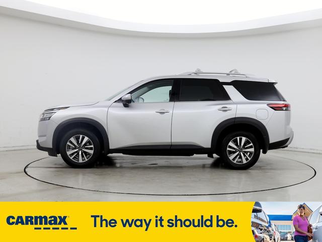 2023 nissan pathfinder sl