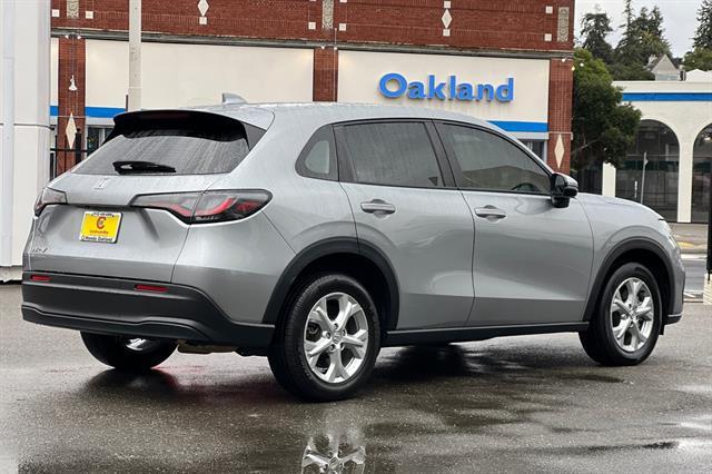 2023 honda hr-v lx