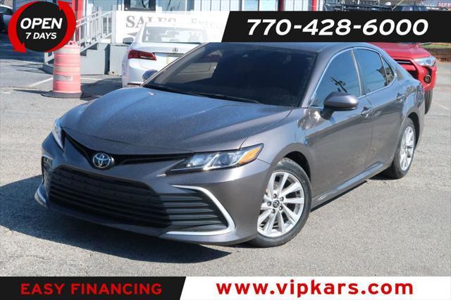 2021 toyota camry le