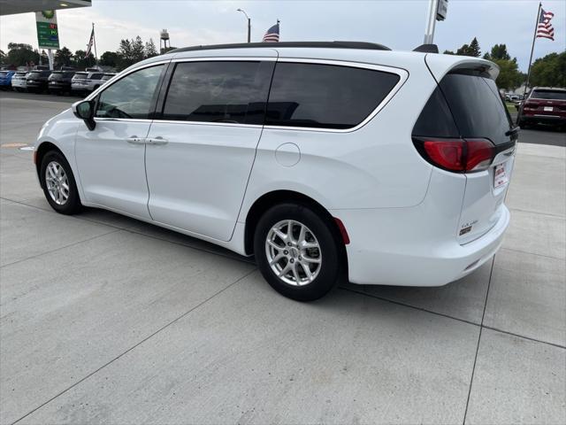 2021 chrysler voyager lxi
