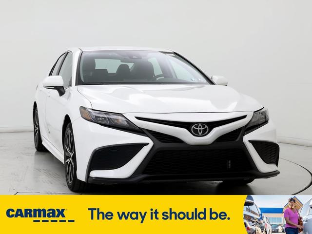 2024 toyota camry se