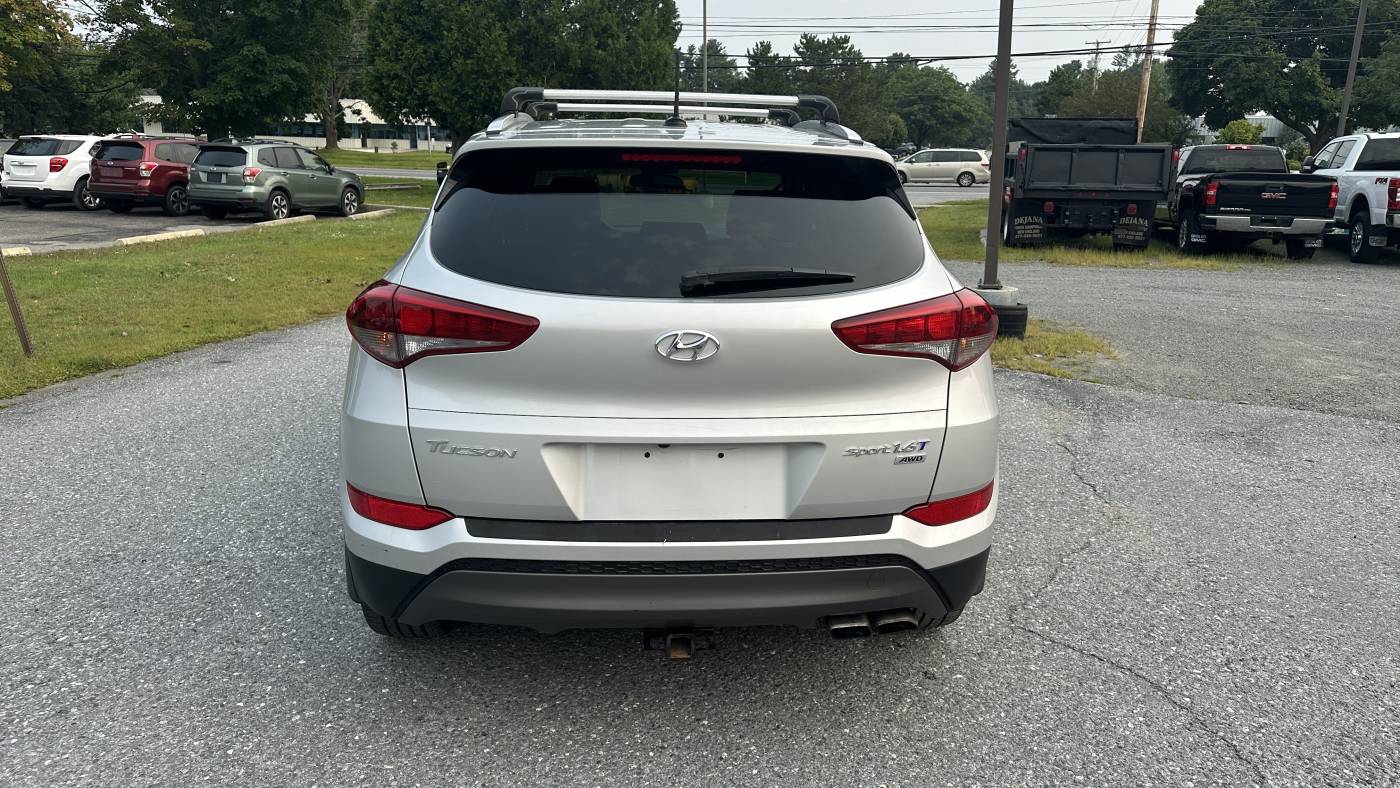 2016 hyundai tucson sport