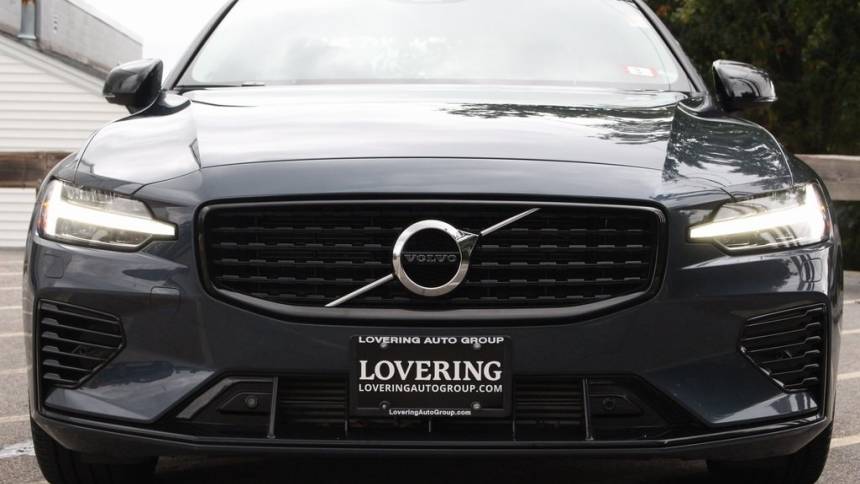 2022 volvo s60 recharge t8 r-design expression
