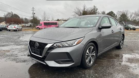 2023 Nissan se