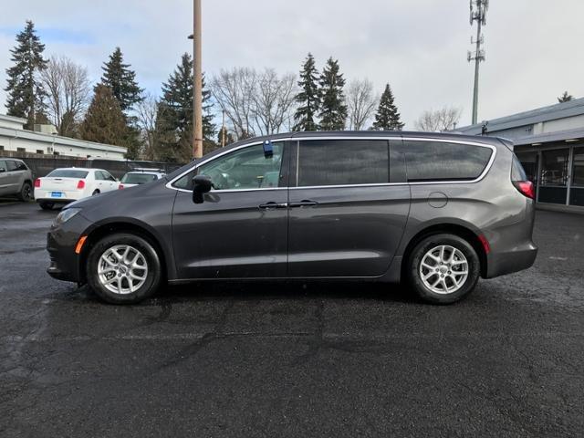 new 2019 chrysler pacifica lx eugene, or 97401 for sale in college crest, oregon