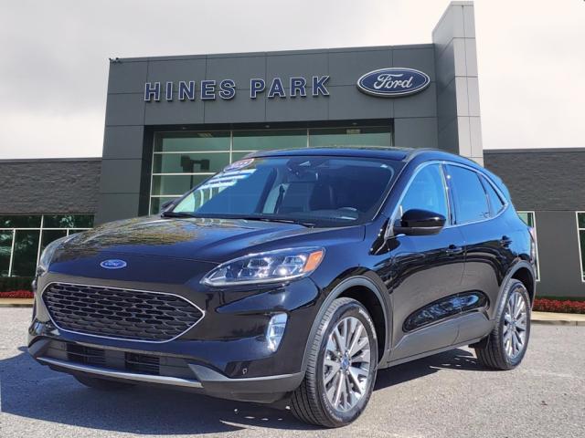 2022 ford escape titanium