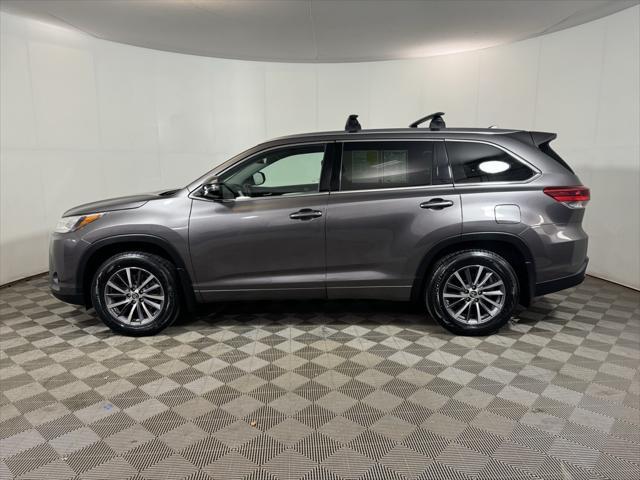 2017 toyota highlander xle