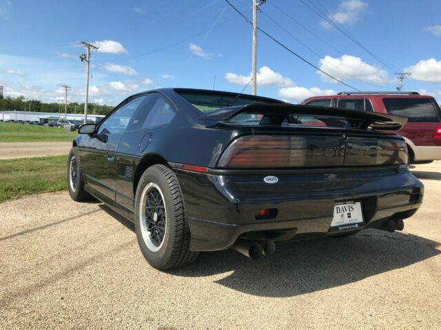 1988 pontiac fiero gt and collectibles
