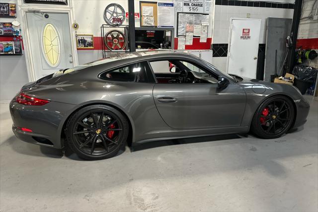 2017 porsche 911 carrera 4