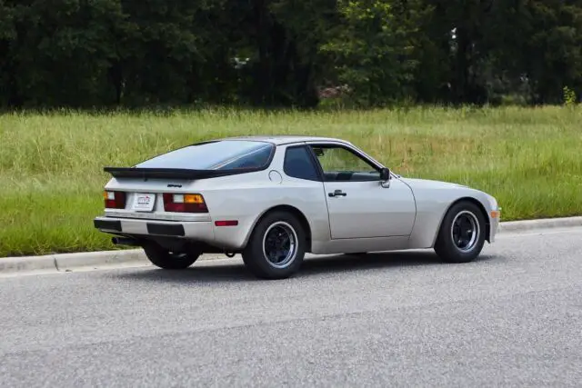 1984 porsche 944 silver