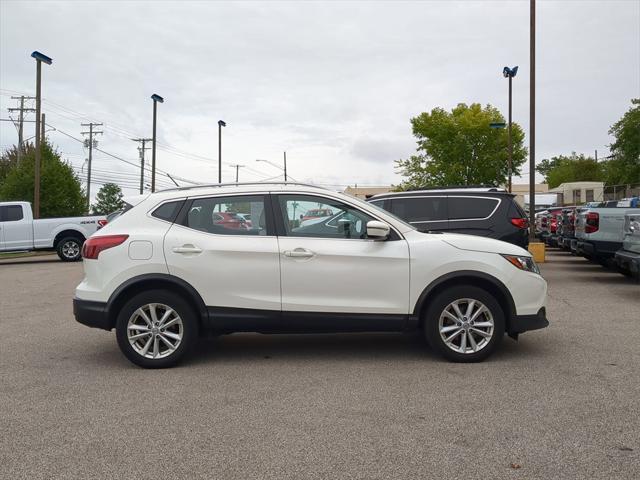 2018 nissan rogue sport sv