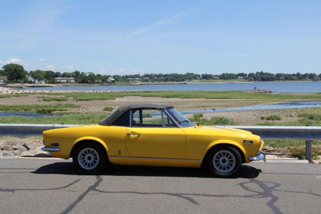 1970 fiat 124 spider 34825 miles yellow convertible 1.3 liter manual