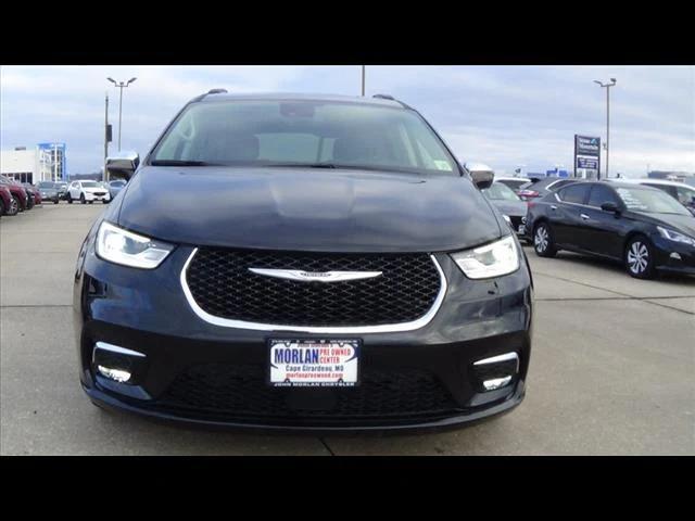 2022 chrysler pacifica limited