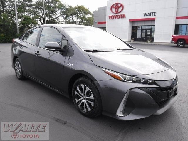2021 toyota prius prime xle