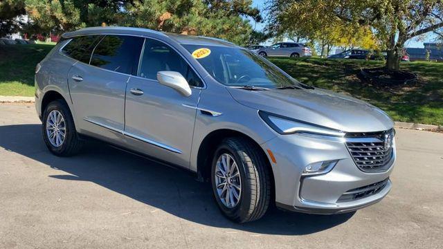2023 buick enclave essence fwd