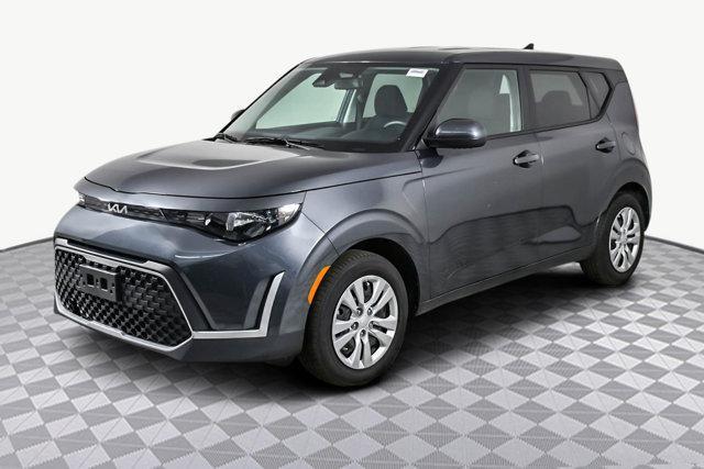 2023 kia soul lx