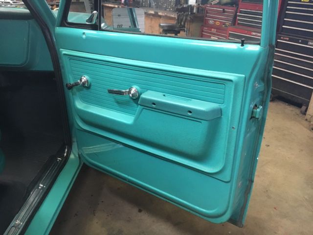 1972 chevy c10 stepside pickup factory condition
