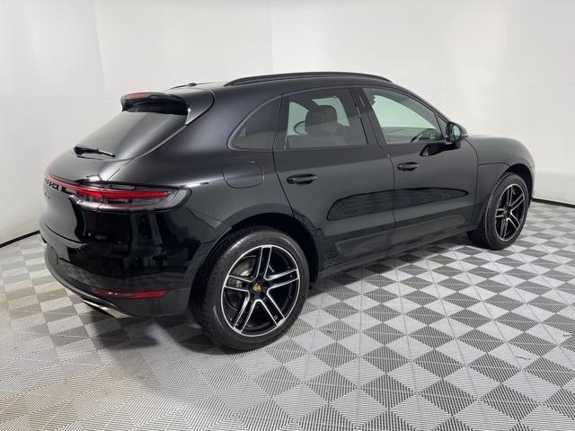 2021 porsche macan base