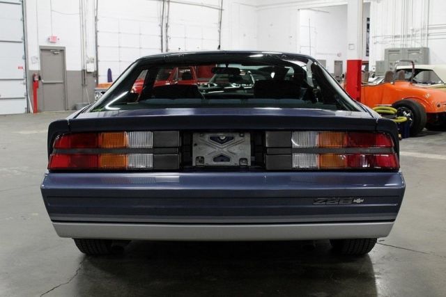 1984 chevrolet camaro z28 33126 miles blue coupe 305 v8 700 r-4 4-speed automat