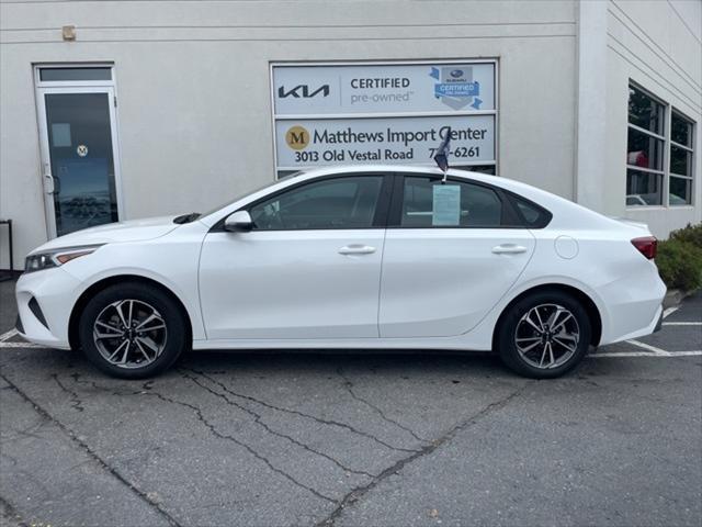 2023 kia forte lxs