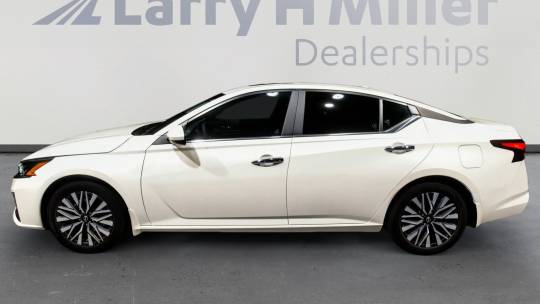 2025 Nissan Altima
