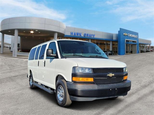 2019 chevrolet express 3500 ls