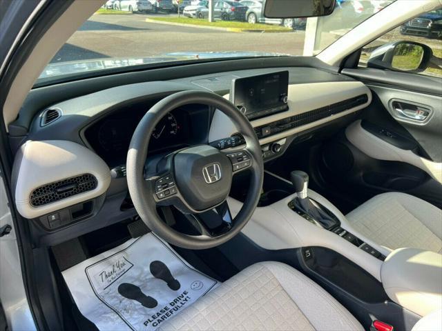 2023 honda hr-v lx