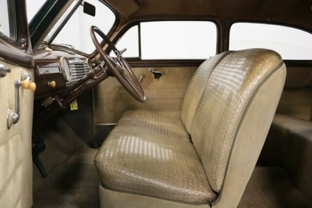 vintage classic chevy, lots of originality, 216.5 inline 6, 3 speed manual, gree