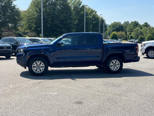 2022 nissan frontier sv