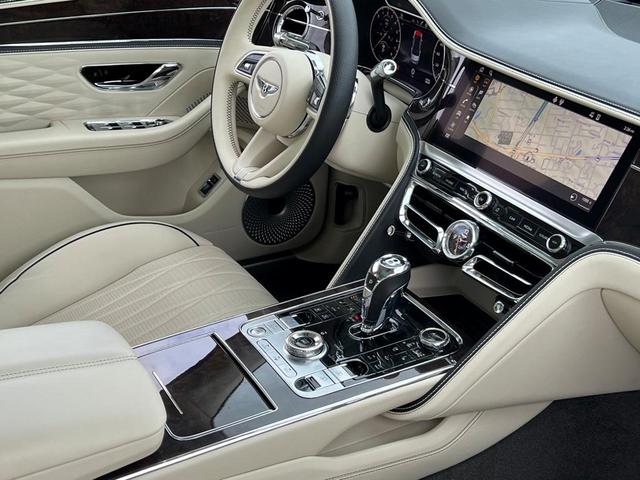 2022 bentley flying spur hybrid base