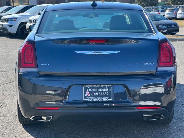 2019 chrysler 300 touring