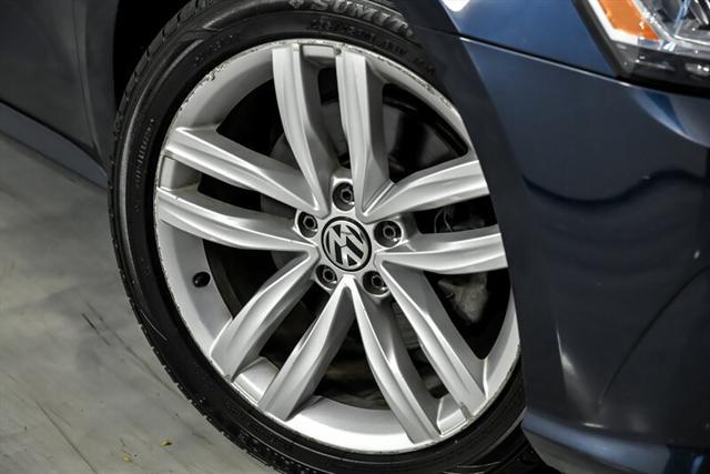 2018 volkswagen passat 2.0t se