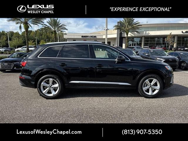 2023 audi q7 45 premium plus