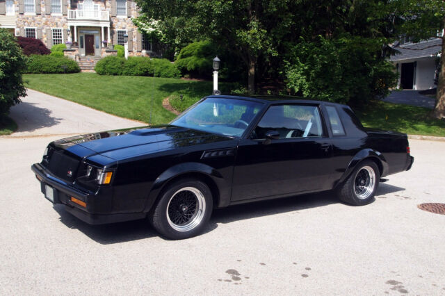 1987 buick grand national gnx #428 3020 miles, from the original 1987 purchaser!