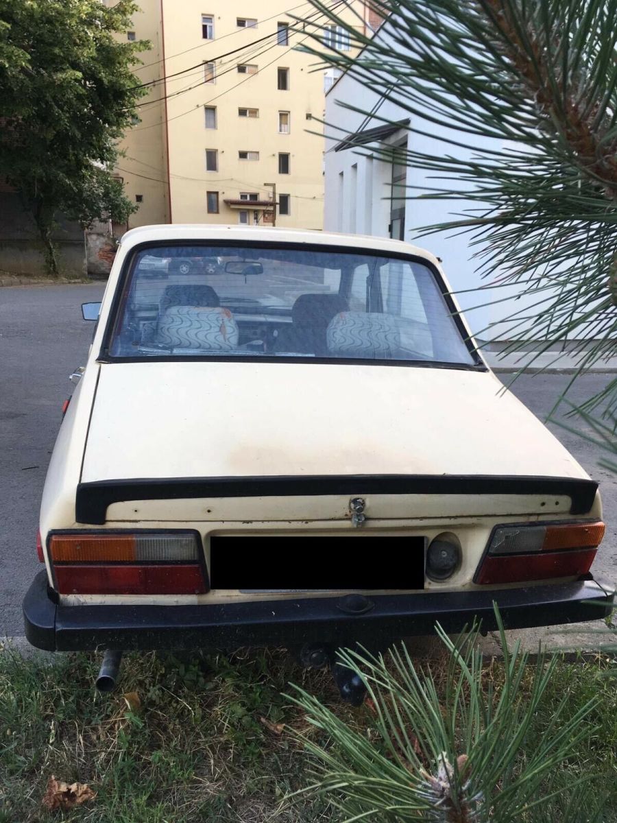 vintage car - dacia 1310 - year 1986 - good condition