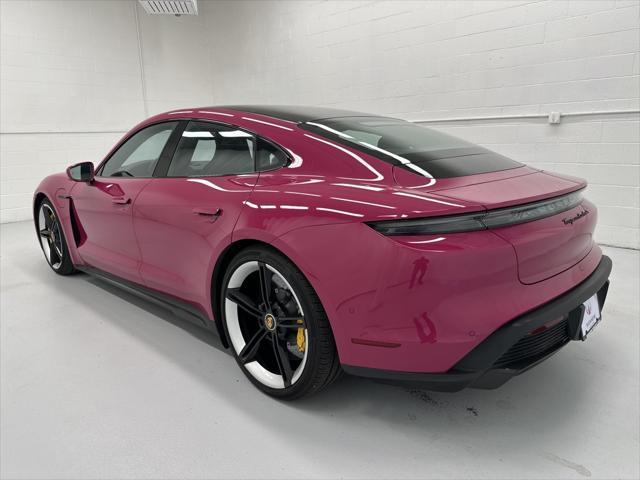 2022 porsche taycan turbo s